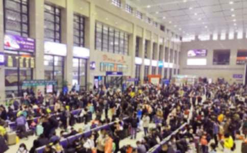 ��ͨ���˹���Ӧ��Ԥ������