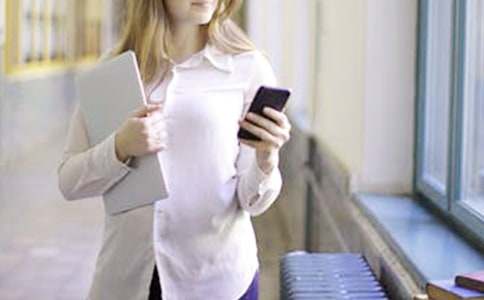 大学生创业标语(合集10篇)