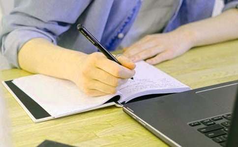 ���ֶ���з���