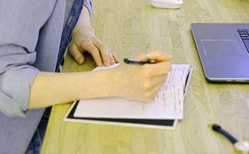 ���ֶ����ʵ��