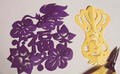 ���꼶��ͳ�Ļ���ֽ����300��4ƪ��ͨ�á�