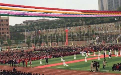 ��ѧ����У�����Ը�