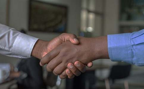 ֤ȯ�ͻ��������չ����ܽ�8ƪ