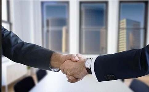 ֤ȯ�ͻ������ĸ��˹����ܽ�(��ѡ9ƪ)