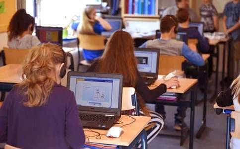 ������ѧӢ���Լ���3ƪ