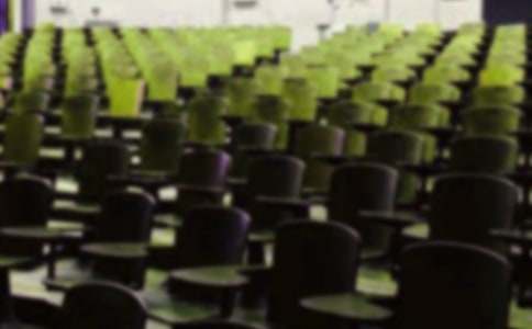 ���ر����ж�ĸУ�ݽ���4ƪ