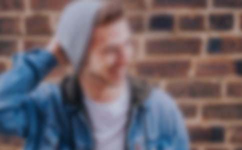 伤感想哭个性签名男生