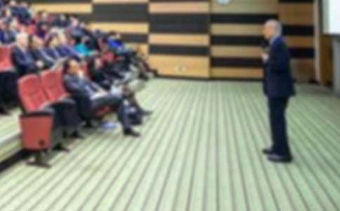 �йش�ҵ�ݽ��壨��ѡ15ƪ��