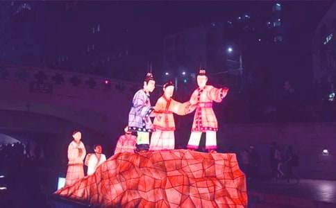 ��ѡ��ͳ����Ԫ������300����ƪ